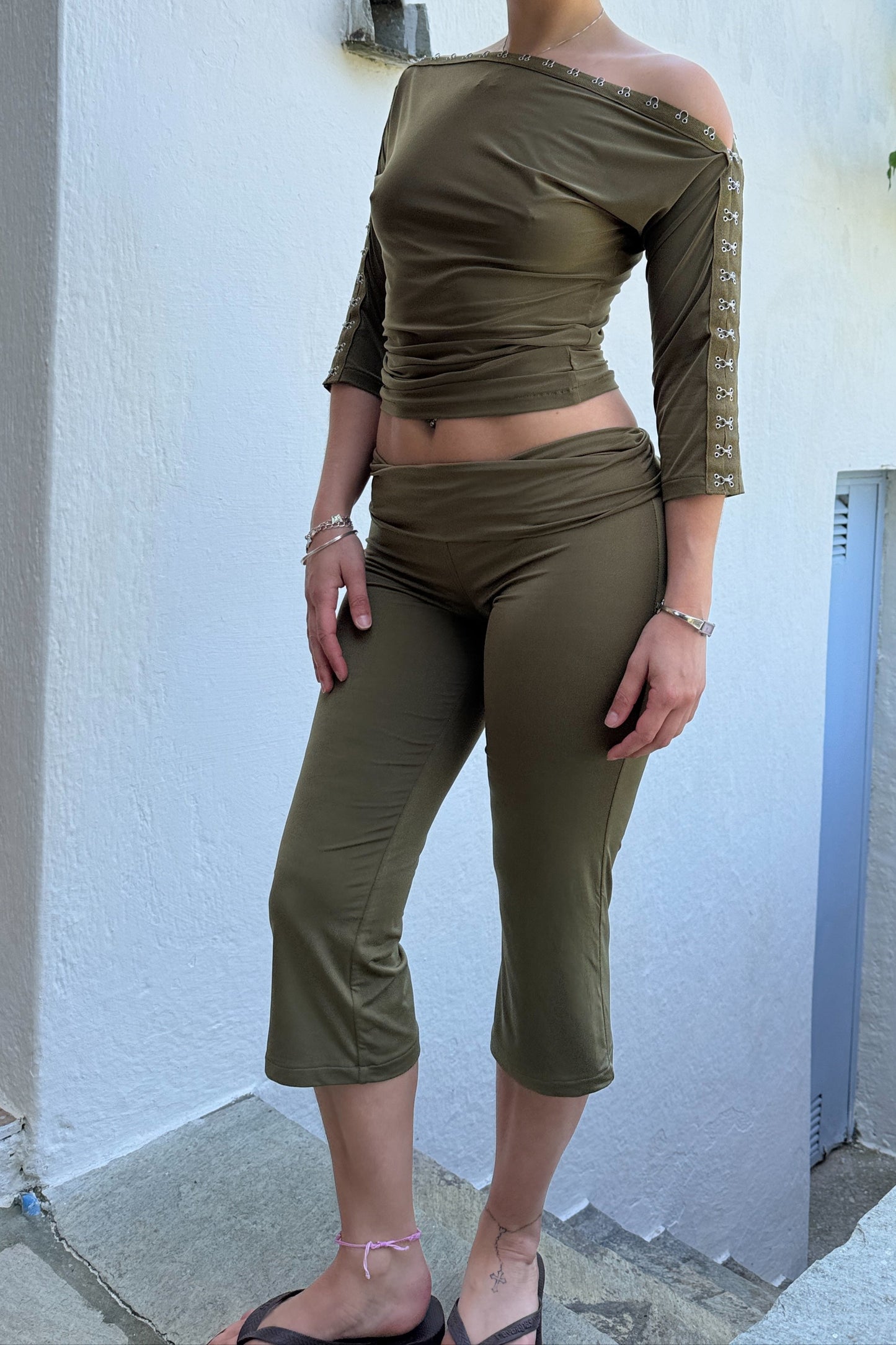 The Hooked top - Olive