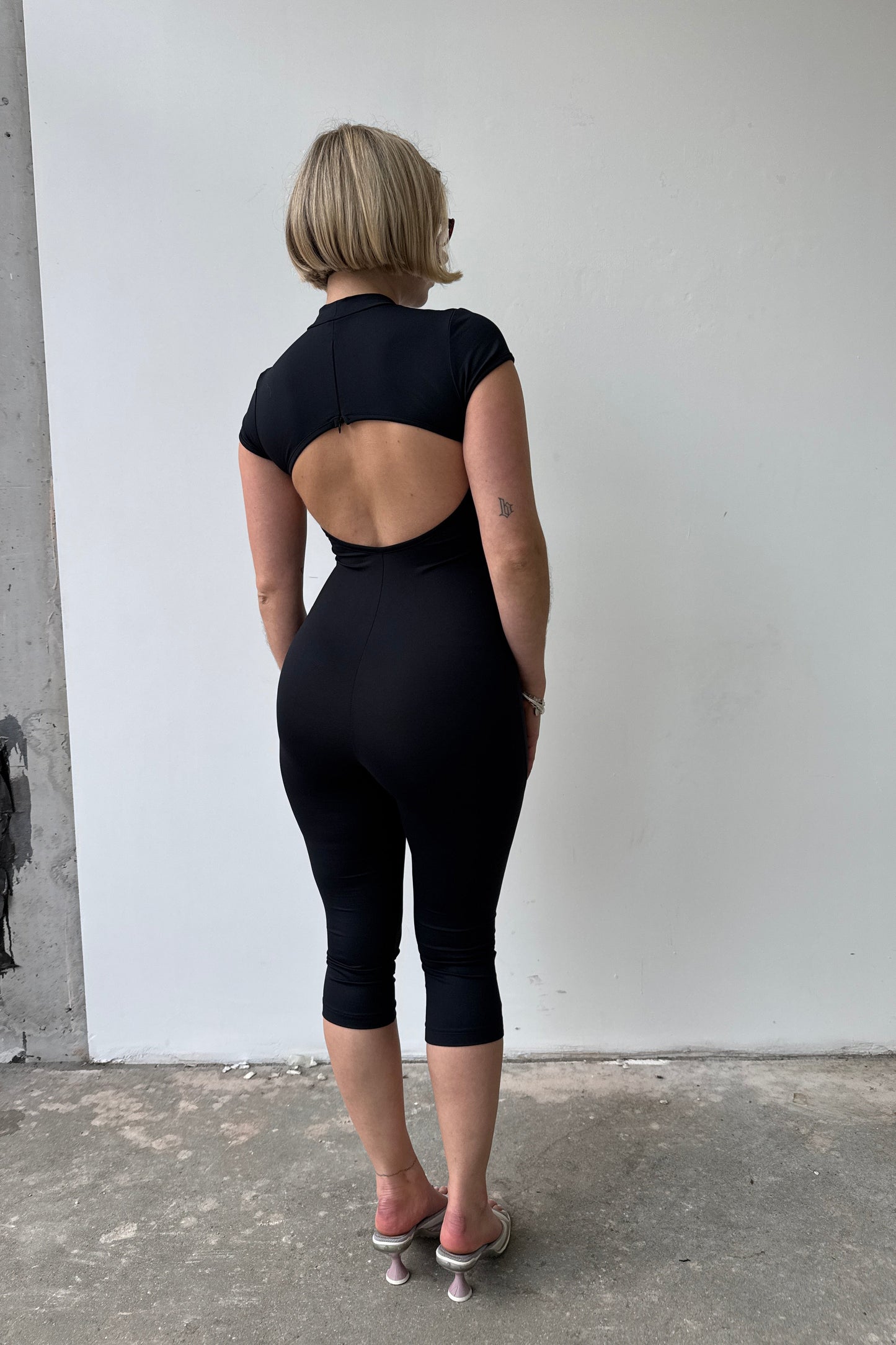 The Bodysuit - Black