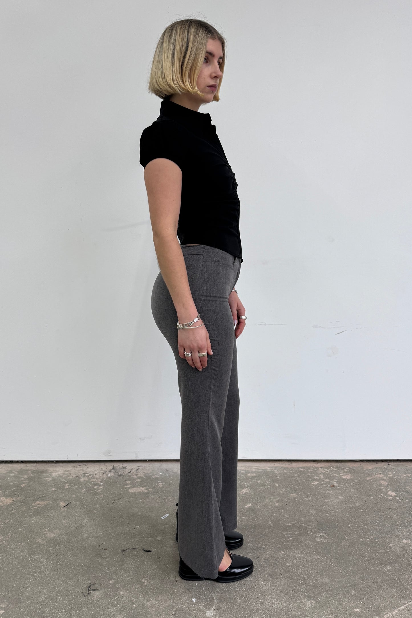 The Cap Sleeve Lindsay shirt - Black