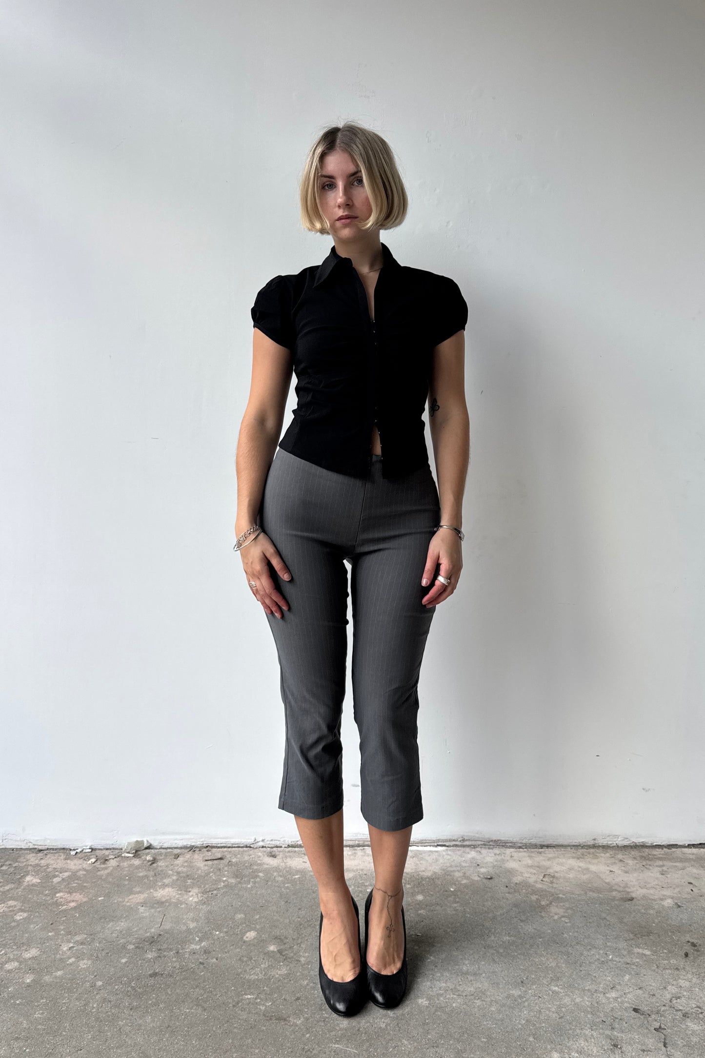 The flared capris - Slate Pinstripe