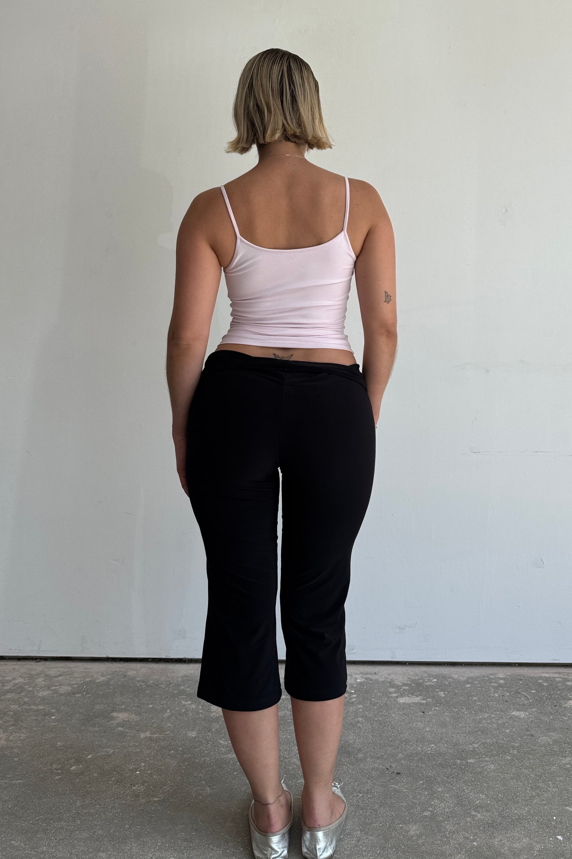 Slinky Capris - Black